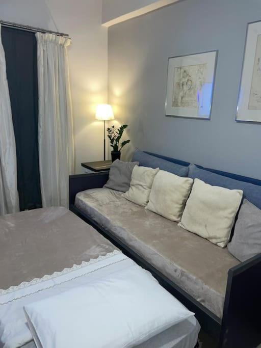 Studio In The Center, 2 Mins From The Beach Loutraki  Eksteriør bilde